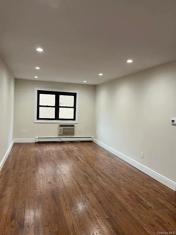 7815 24th Avenue, New York, NY, 1 Bedroom Bedrooms, 4 Rooms Rooms,1 BathroomBathrooms,Residential Lease,For Rent,24th,0,977227 7815 24th Avenue, New York, NY, 1 Bedroom Bedrooms, 4 Rooms Rooms,1 BathroomBathrooms,Residential Lease,For Rent,24th,0,977227