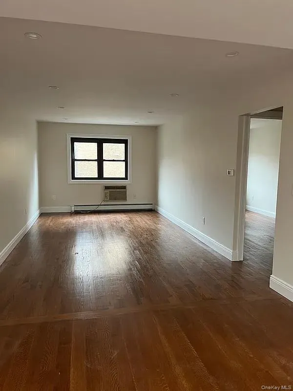 7815 24th Avenue, New York, NY, 1 Bedroom Bedrooms, 4 Rooms Rooms,1 BathroomBathrooms,Residential Lease,For Rent,24th,0,977227 7815 24th Avenue, New York, NY, 1 Bedroom Bedrooms, 4 Rooms Rooms,1 BathroomBathrooms,Residential Lease,For Rent,24th,0,977227