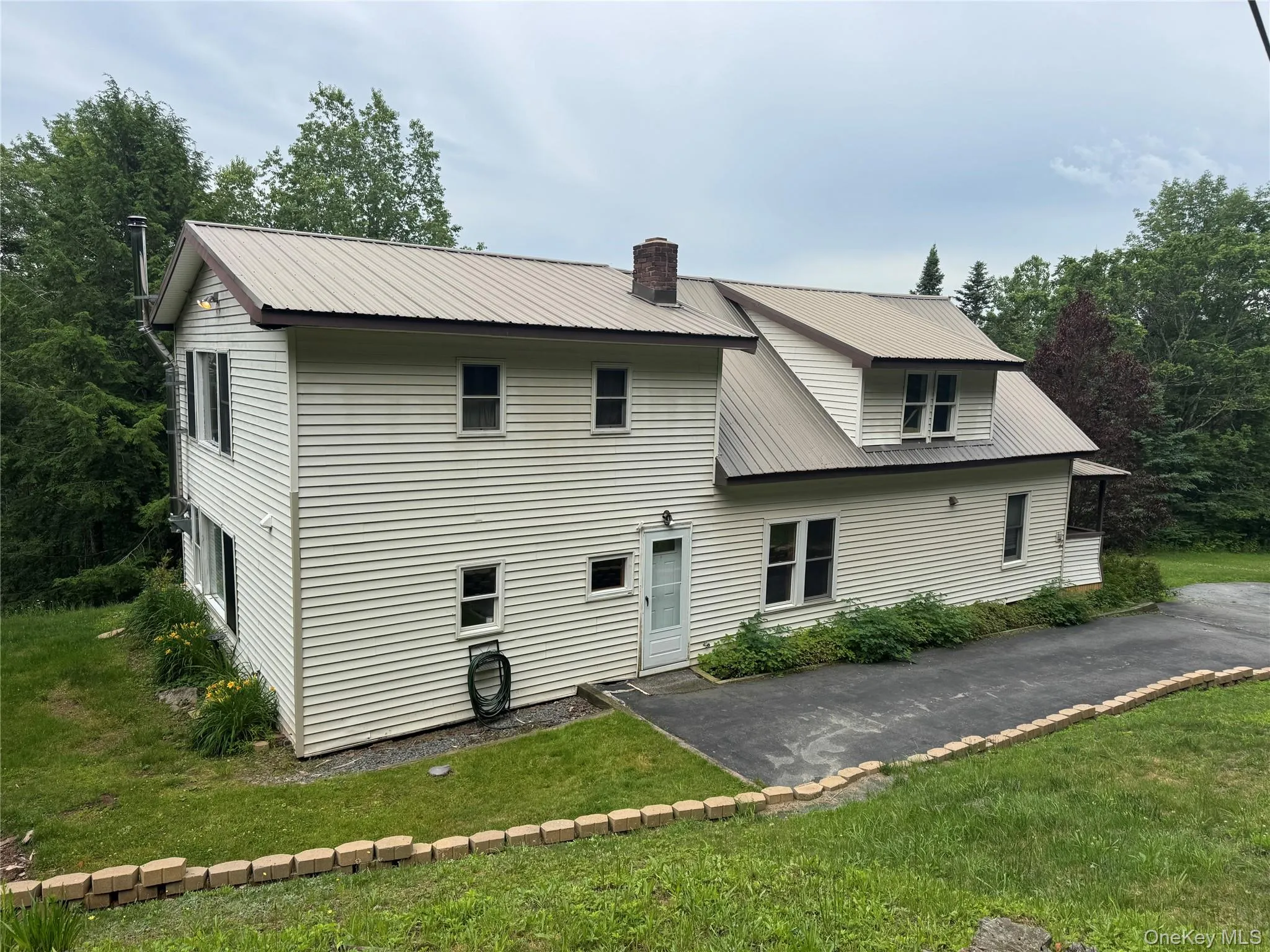 96 White Roe Lake Road, Rockland, NY, 4 Bedrooms Bedrooms, 11 Rooms Rooms,3 BathroomsBathrooms,Residential,For Rent,White Roe Lake,0,977228 96 White Roe Lake Road, Rockland, NY, 4 Bedrooms Bedrooms, 11 Rooms Rooms,3 BathroomsBathrooms,Residential,For Rent,White Roe Lake,0,977228