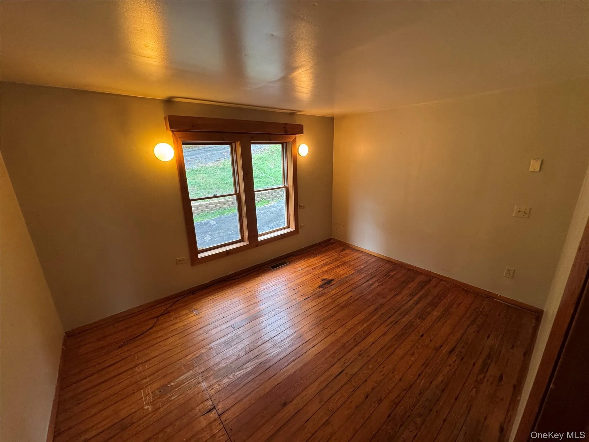 1st floor bedroom bed 4 1st floor bedroom bed 4