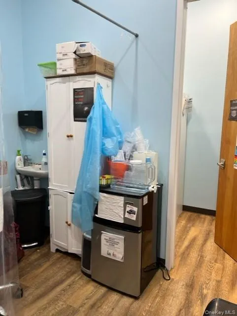 131-07 40th Road, New York, NY, ,Commercial Lease,For Rent,40th,0,977258 131-07 40th Road, New York, NY, ,Commercial Lease,For Rent,40th,0,977258