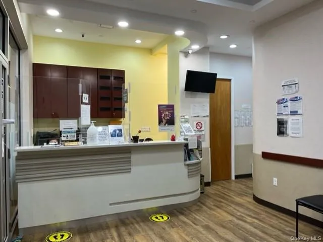 131-07 40th Road, New York, NY, ,Commercial Lease,For Rent,40th,0,977258 131-07 40th Road, New York, NY, ,Commercial Lease,For Rent,40th,0,977258