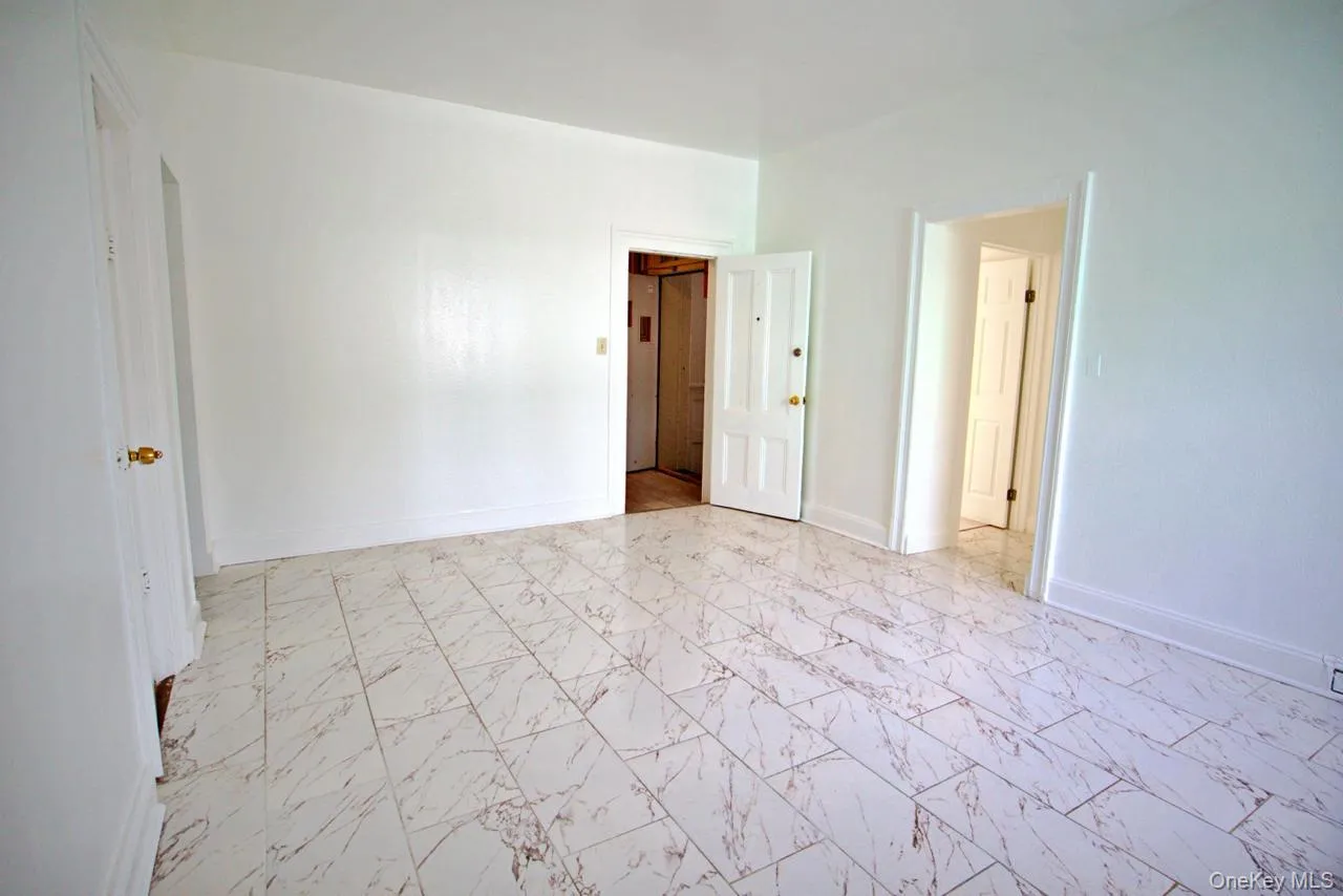 63 Herriot Street, Yonkers, NY, 3 Bedrooms Bedrooms, 5 Rooms Rooms,1 BathroomBathrooms,Residential Lease,For Rent,Herriot,0,977262 63 Herriot Street, Yonkers, NY, 3 Bedrooms Bedrooms, 5 Rooms Rooms,1 BathroomBathrooms,Residential Lease,For Rent,Herriot,0,977262