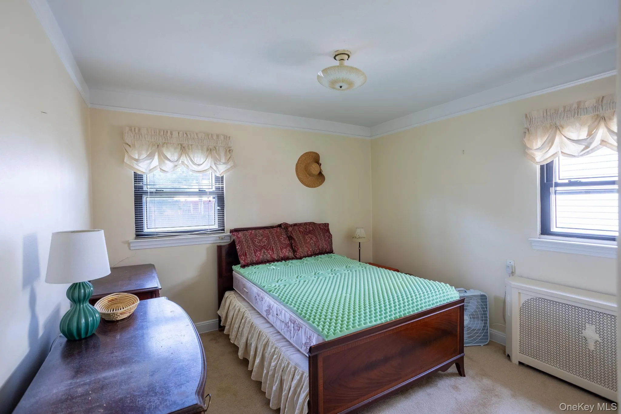 76-14 173rd Street, New York, NY, 3 Bedrooms Bedrooms, 8 Rooms Rooms,1 BathroomBathrooms,Residential,For Rent,173rd,0,977272 76-14 173rd Street, New York, NY, 3 Bedrooms Bedrooms, 8 Rooms Rooms,1 BathroomBathrooms,Residential,For Rent,173rd,0,977272
