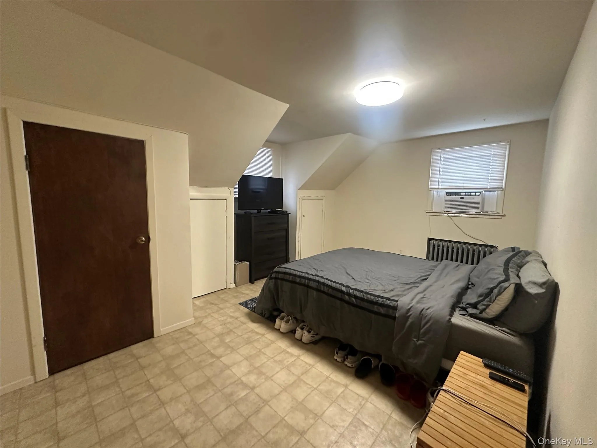 63 Wolfle Street, Oyster Bay, NY, 1 Bedroom Bedrooms, 3 Rooms Rooms,1 BathroomBathrooms,Residential Lease,For Rent,Wolfle,0,977273 63 Wolfle Street, Oyster Bay, NY, 1 Bedroom Bedrooms, 3 Rooms Rooms,1 BathroomBathrooms,Residential Lease,For Rent,Wolfle,0,977273