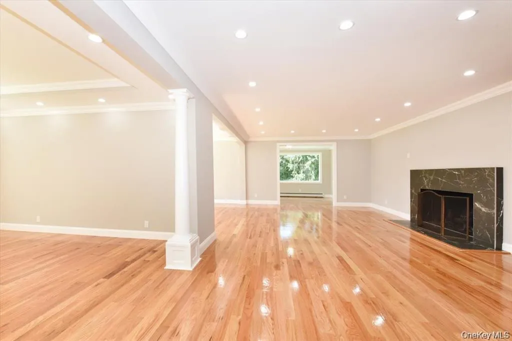 87 Dunlop Road, Huntington, NY, 6 Bedrooms Bedrooms, 13 Rooms Rooms,3 BathroomsBathrooms,Residential Sale,For Rent,Road,0,977310 87 Dunlop Road, Huntington, NY, 6 Bedrooms Bedrooms, 13 Rooms Rooms,3 BathroomsBathrooms,Residential Sale,For Rent,Road,0,977310