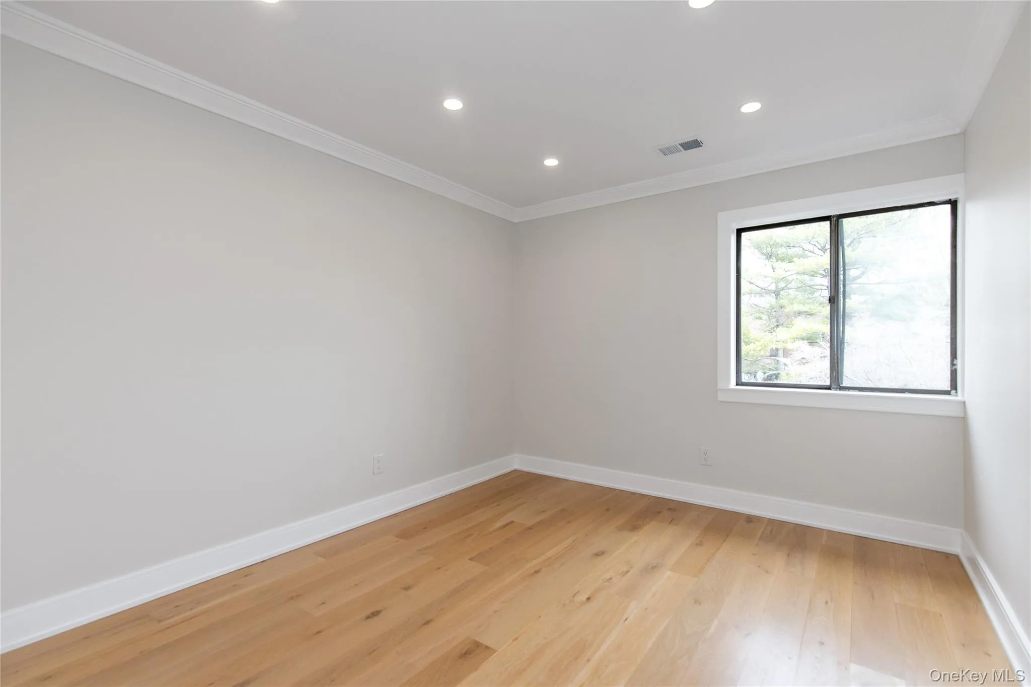 18 Acorn Ponds Drive, North Hempstead, NY, 2 Bedrooms Bedrooms, 5 Rooms Rooms,2 BathroomsBathrooms,Residential Lease,For Rent,Acorn Ponds,0,977324 18 Acorn Ponds Drive, North Hempstead, NY, 2 Bedrooms Bedrooms, 5 Rooms Rooms,2 BathroomsBathrooms,Residential Lease,For Rent,Acorn Ponds,0,977324