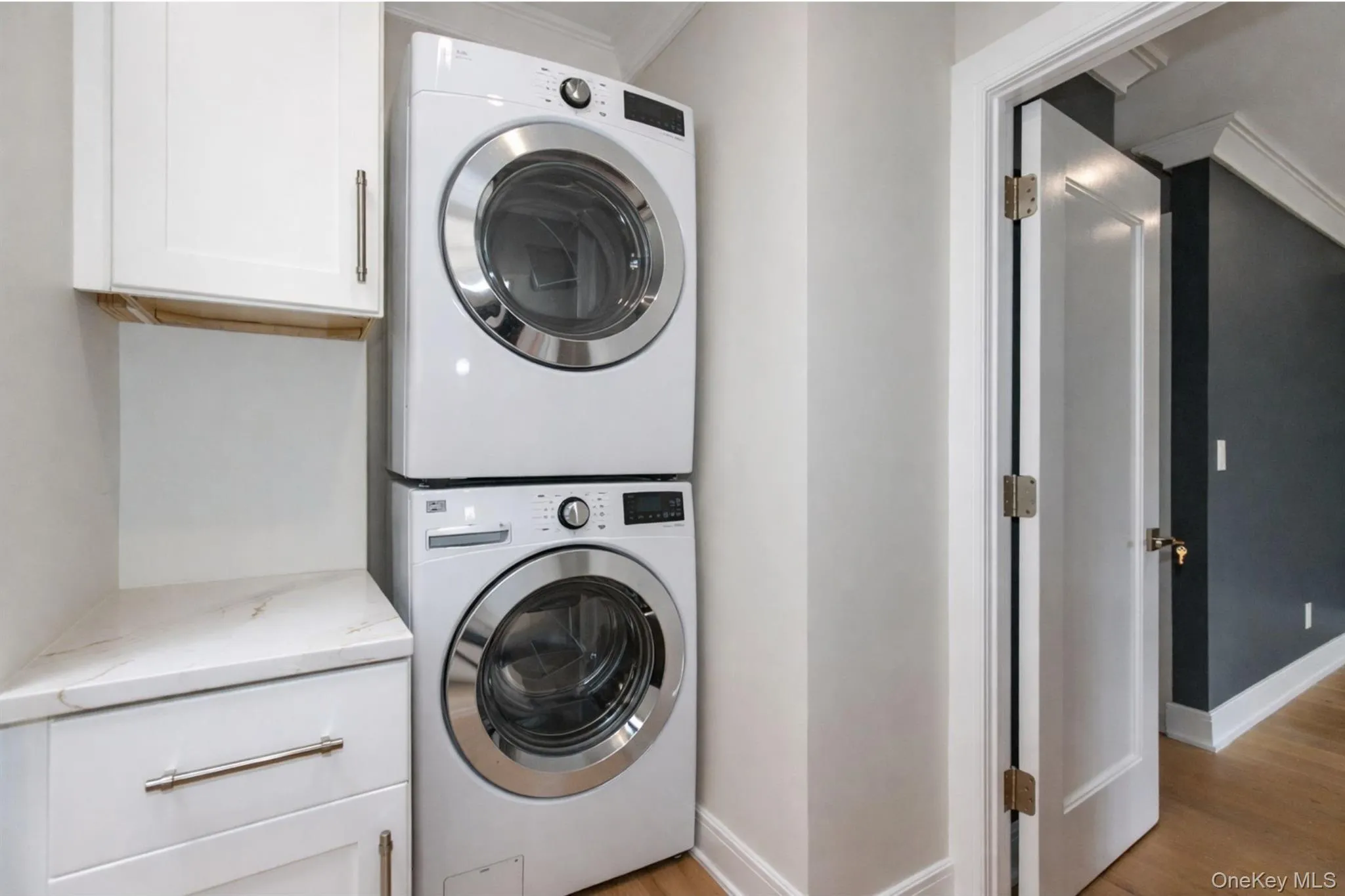 18 Acorn Ponds Drive, North Hempstead, NY, 2 Bedrooms Bedrooms, 5 Rooms Rooms,2 BathroomsBathrooms,Residential Lease,For Rent,Acorn Ponds,0,977324 18 Acorn Ponds Drive, North Hempstead, NY, 2 Bedrooms Bedrooms, 5 Rooms Rooms,2 BathroomsBathrooms,Residential Lease,For Rent,Acorn Ponds,0,977324