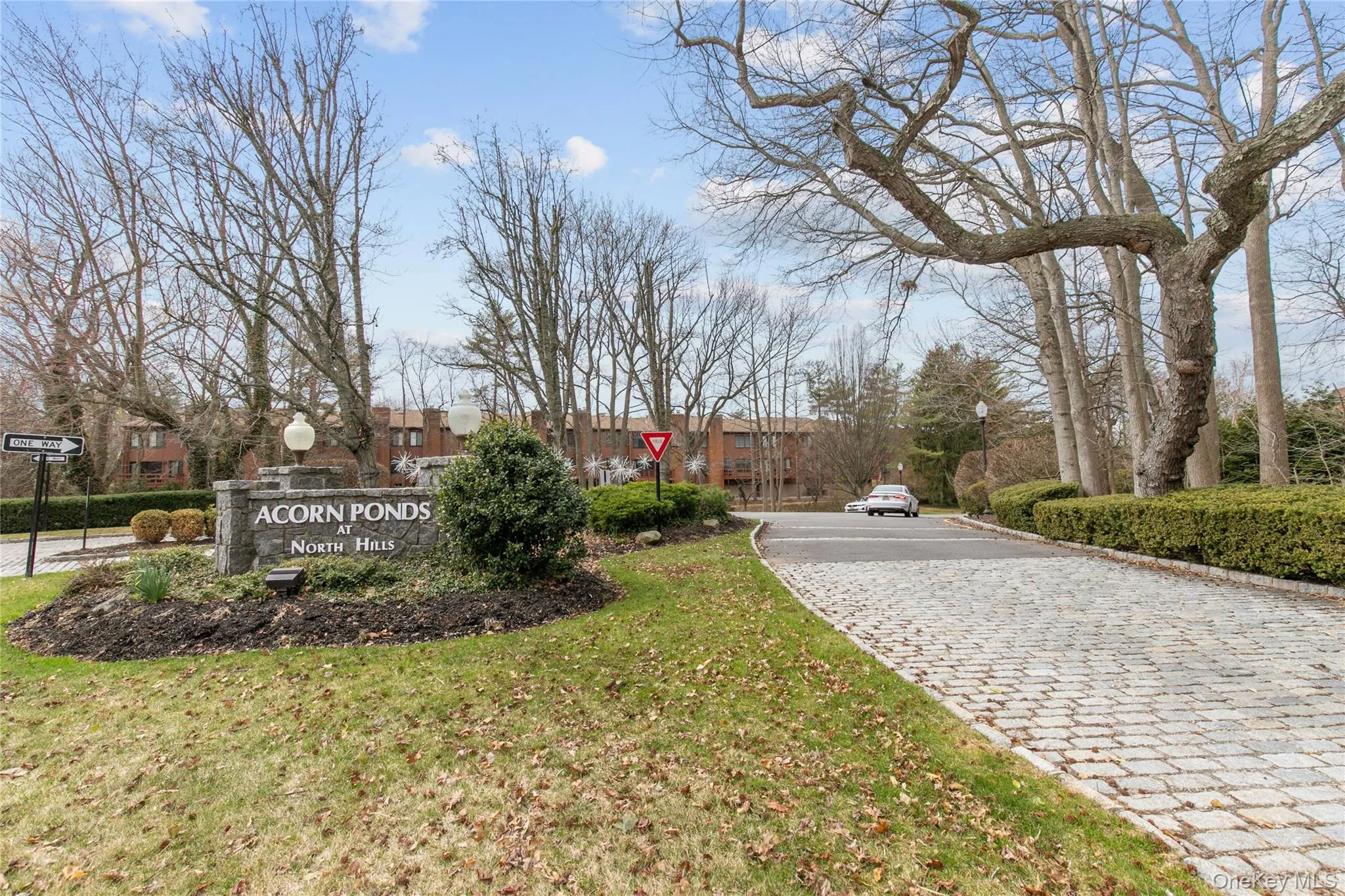 18 Acorn Ponds Drive, North Hempstead, NY, 2 Bedrooms Bedrooms, 5 Rooms Rooms,2 BathroomsBathrooms,Residential Lease,For Rent,Acorn Ponds,0,977324 18 Acorn Ponds Drive, North Hempstead, NY, 2 Bedrooms Bedrooms, 5 Rooms Rooms,2 BathroomsBathrooms,Residential Lease,For Rent,Acorn Ponds,0,977324