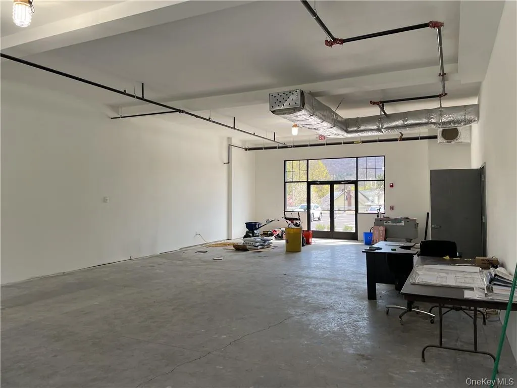 250 Route 32, Woodbury, NY, ,Commercial Lease,For Rent,Route 32,0,977330 250 Route 32, Woodbury, NY, ,Commercial Lease,For Rent,Route 32,0,977330