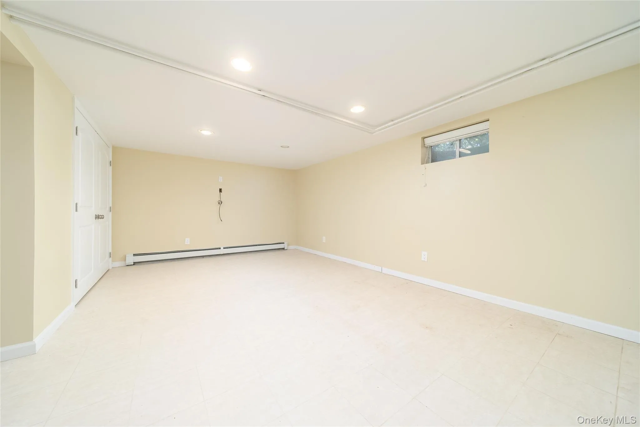 143 Round Hill Road, North Hempstead, NY, 5 Bedrooms Bedrooms, 8 Rooms Rooms,4 BathroomsBathrooms,Residential Lease,For Rent,Round Hill,0,977341 143 Round Hill Road, North Hempstead, NY, 5 Bedrooms Bedrooms, 8 Rooms Rooms,4 BathroomsBathrooms,Residential Lease,For Rent,Round Hill,0,977341