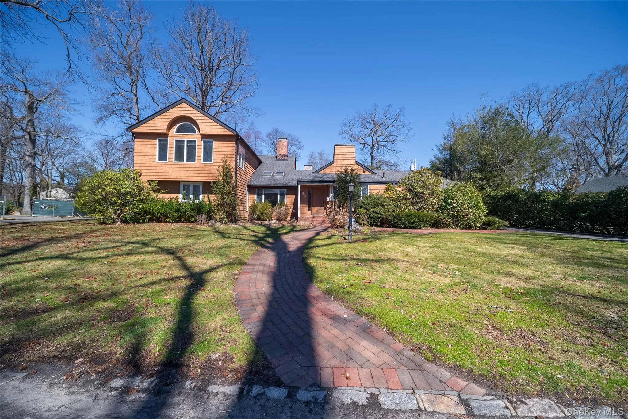 143 Round Hill Road, North Hempstead, NY, 5 Bedrooms Bedrooms, 8 Rooms Rooms,4 BathroomsBathrooms,Residential Lease,For Rent,Round Hill,0,977341 143 Round Hill Road, North Hempstead, NY, 5 Bedrooms Bedrooms, 8 Rooms Rooms,4 BathroomsBathrooms,Residential Lease,For Rent,Round Hill,0,977341