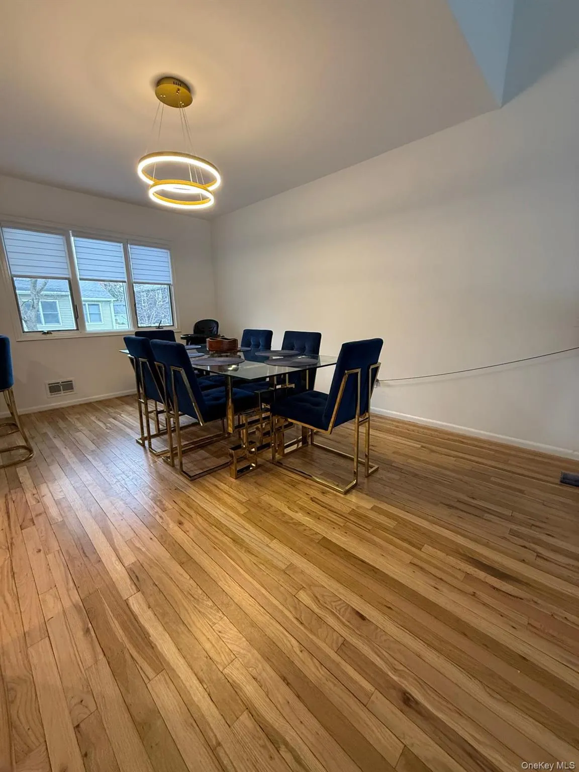 23 Geoffrey Lane, Hempstead, NY, 4 Bedrooms Bedrooms, 12 Rooms Rooms,3 BathroomsBathrooms,Residential Lease,For Rent,Geoffrey,0,977345 23 Geoffrey Lane, Hempstead, NY, 4 Bedrooms Bedrooms, 12 Rooms Rooms,3 BathroomsBathrooms,Residential Lease,For Rent,Geoffrey,0,977345