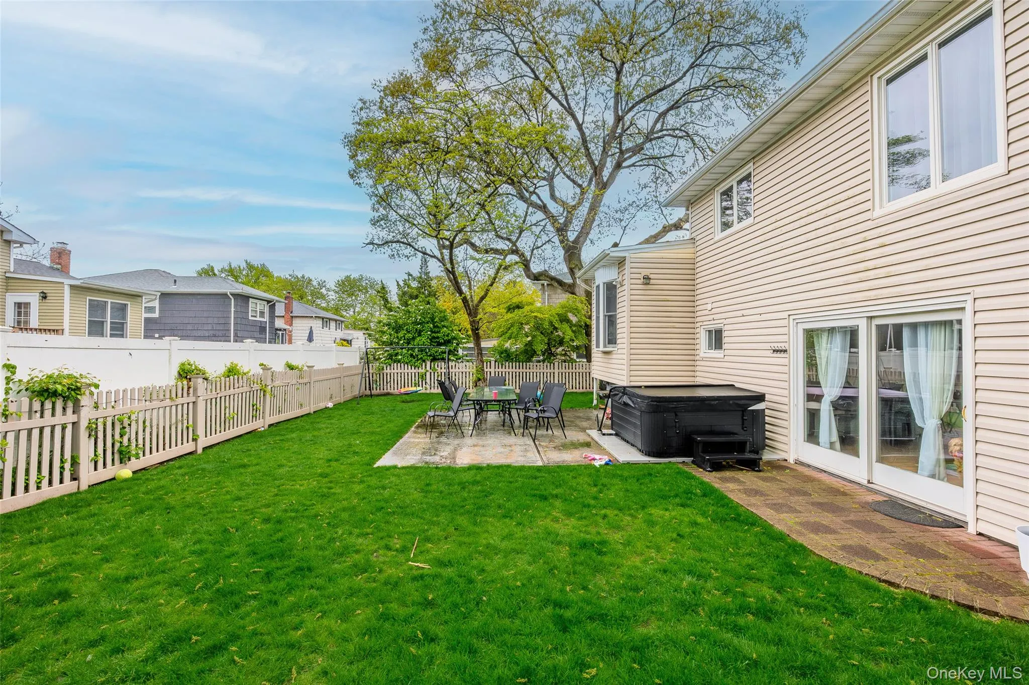 23 Geoffrey Lane, Hempstead, NY, 4 Bedrooms Bedrooms, 12 Rooms Rooms,3 BathroomsBathrooms,Residential Lease,For Rent,Geoffrey,0,977345 23 Geoffrey Lane, Hempstead, NY, 4 Bedrooms Bedrooms, 12 Rooms Rooms,3 BathroomsBathrooms,Residential Lease,For Rent,Geoffrey,0,977345