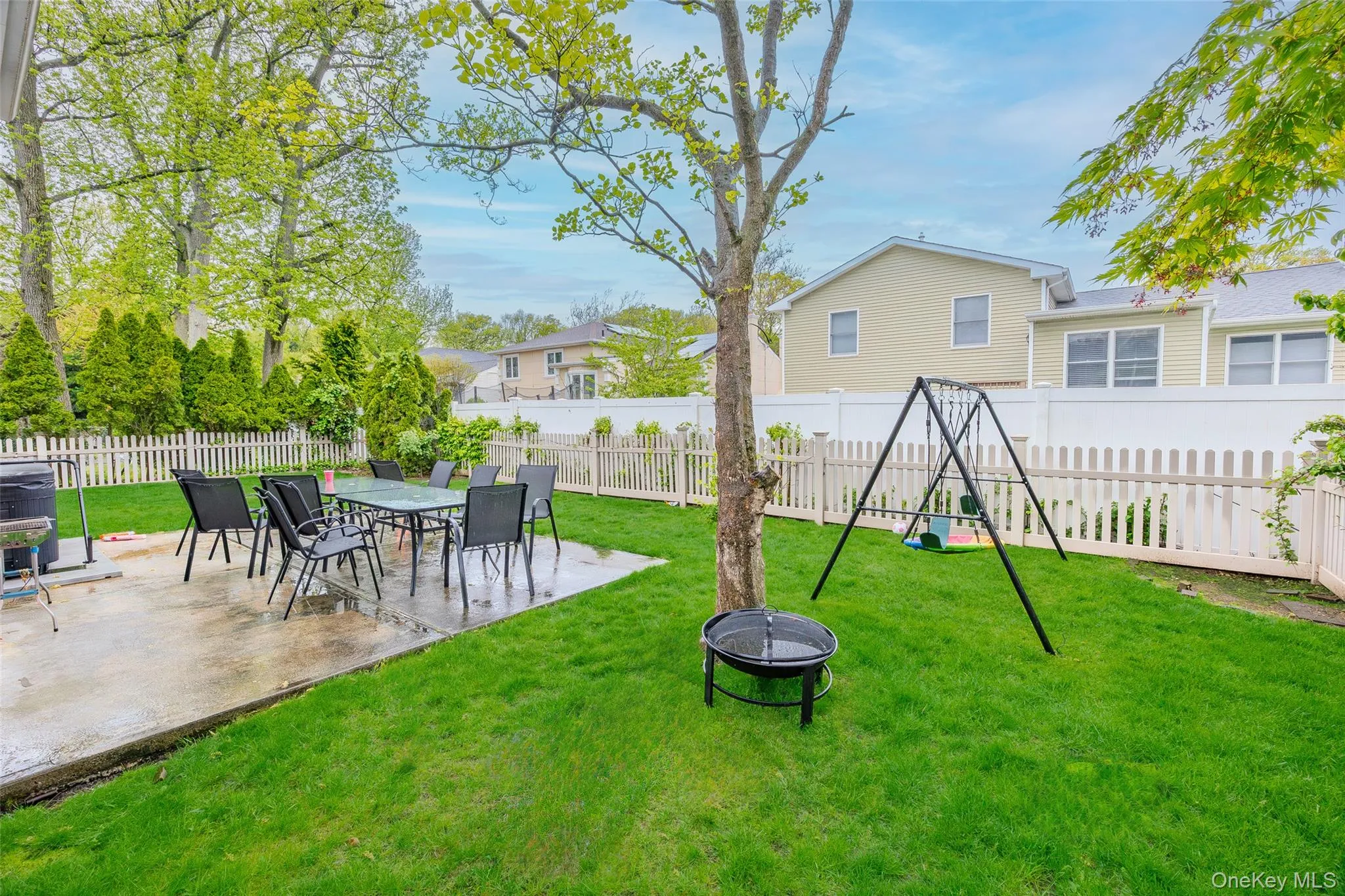 23 Geoffrey Lane, Hempstead, NY, 4 Bedrooms Bedrooms, 12 Rooms Rooms,3 BathroomsBathrooms,Residential Lease,For Rent,Geoffrey,0,977345 23 Geoffrey Lane, Hempstead, NY, 4 Bedrooms Bedrooms, 12 Rooms Rooms,3 BathroomsBathrooms,Residential Lease,For Rent,Geoffrey,0,977345
