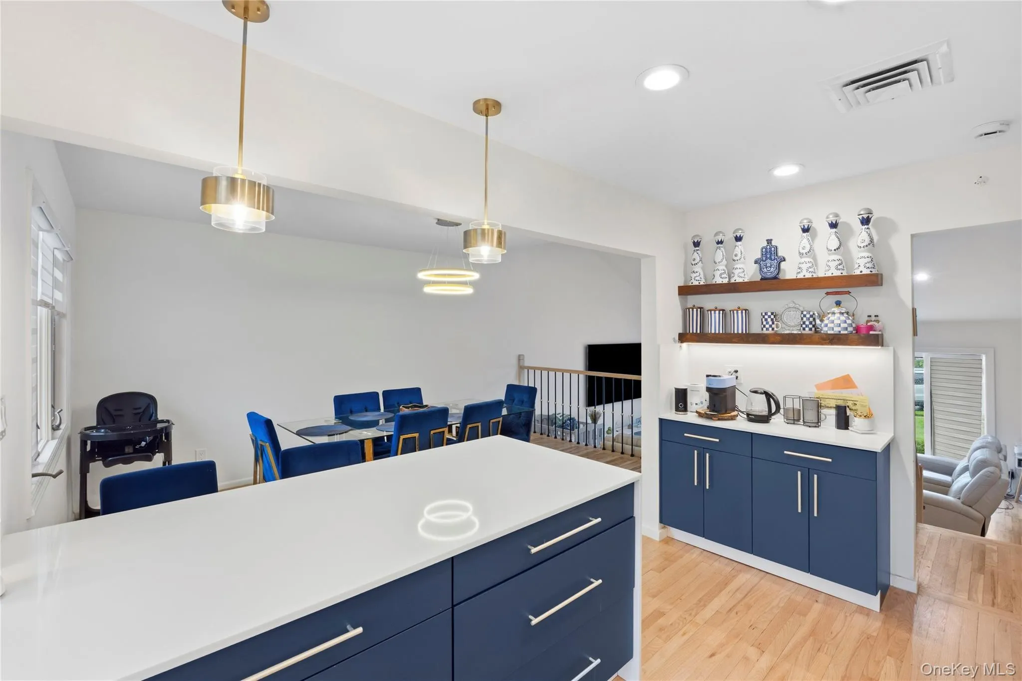 23 Geoffrey Lane, Hempstead, NY, 4 Bedrooms Bedrooms, 12 Rooms Rooms,3 BathroomsBathrooms,Residential Lease,For Rent,Geoffrey,0,977345 23 Geoffrey Lane, Hempstead, NY, 4 Bedrooms Bedrooms, 12 Rooms Rooms,3 BathroomsBathrooms,Residential Lease,For Rent,Geoffrey,0,977345