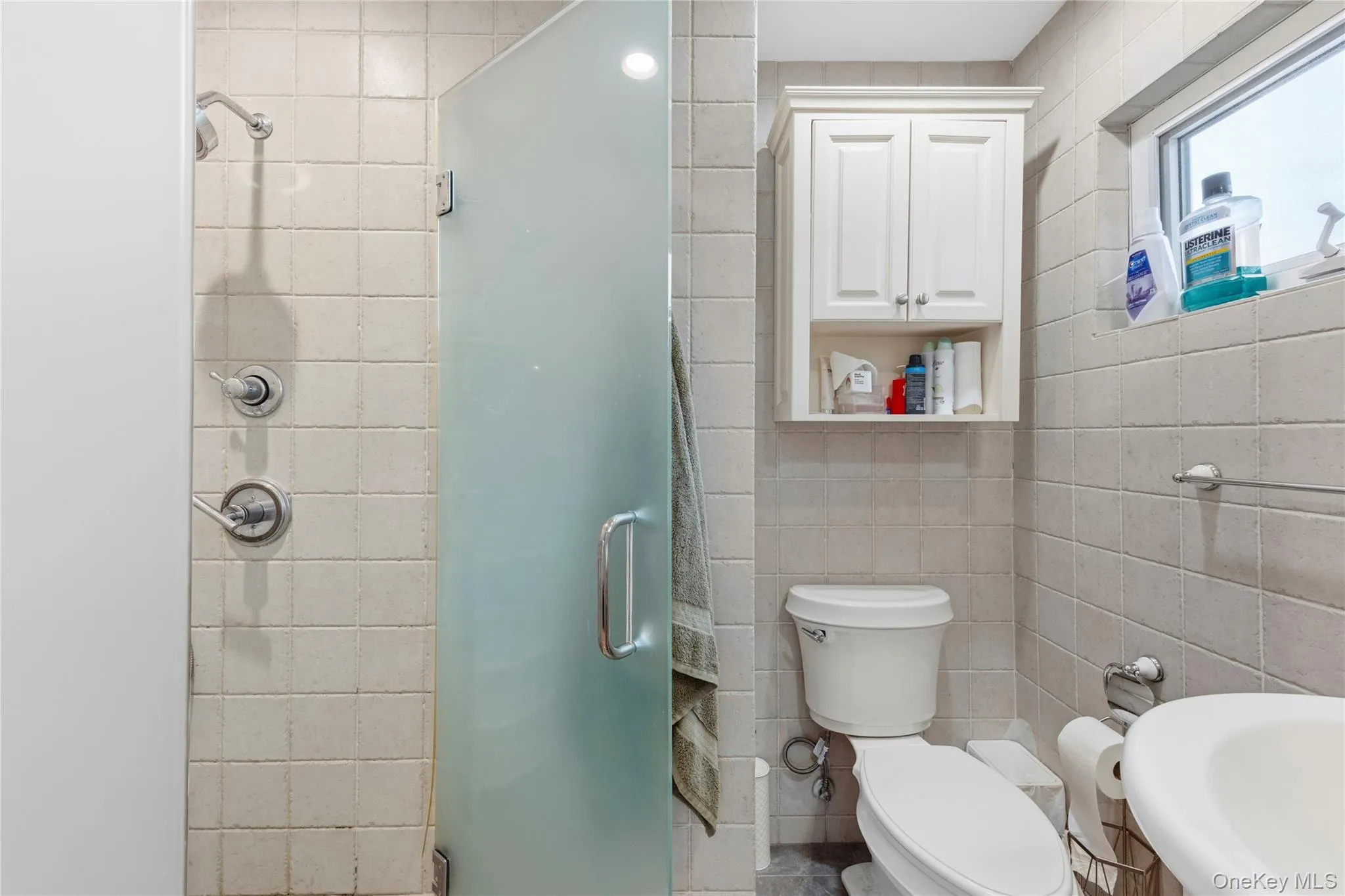 23 Geoffrey Lane, Hempstead, NY, 4 Bedrooms Bedrooms, 12 Rooms Rooms,3 BathroomsBathrooms,Residential Lease,For Rent,Geoffrey,0,977345 23 Geoffrey Lane, Hempstead, NY, 4 Bedrooms Bedrooms, 12 Rooms Rooms,3 BathroomsBathrooms,Residential Lease,For Rent,Geoffrey,0,977345