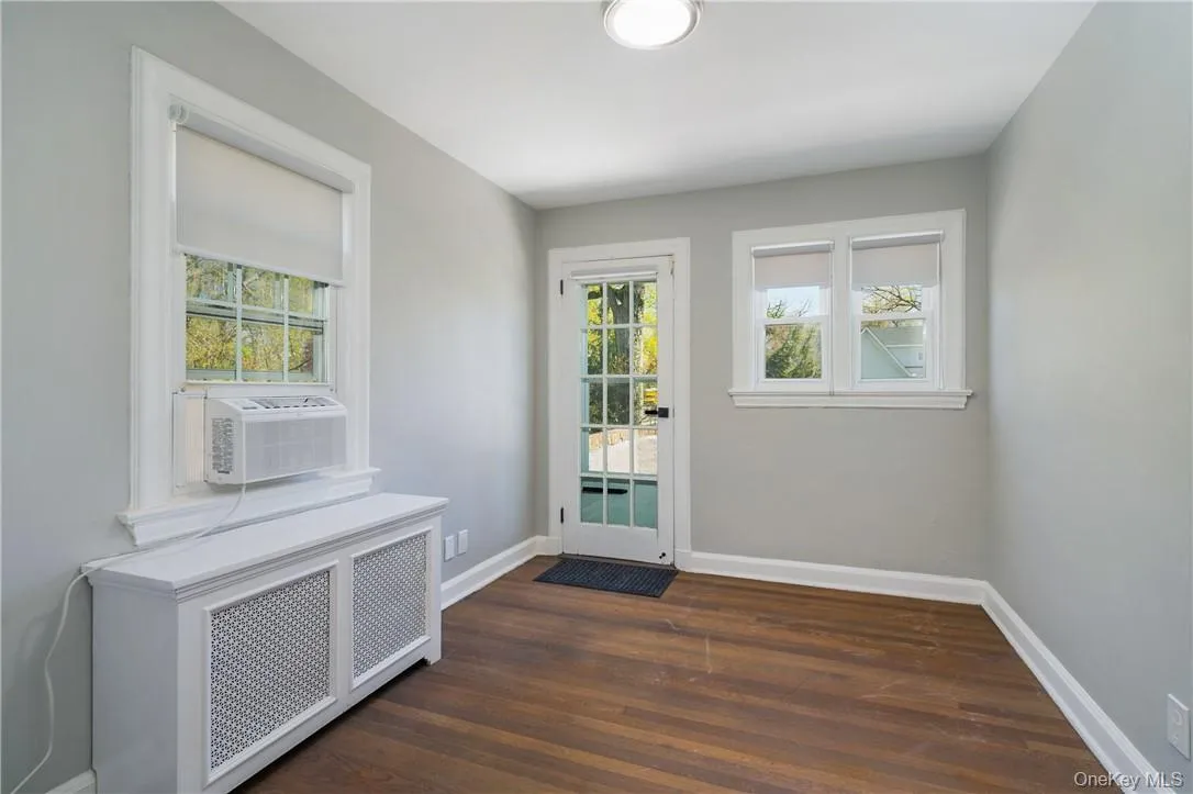 79 Edgewood Avenue, Mamaroneck, NY, 4 Bedrooms Bedrooms, 8 Rooms Rooms,3 BathroomsBathrooms,Residential Lease,For Rent,Edgewood,0,977350 79 Edgewood Avenue, Mamaroneck, NY, 4 Bedrooms Bedrooms, 8 Rooms Rooms,3 BathroomsBathrooms,Residential Lease,For Rent,Edgewood,0,977350