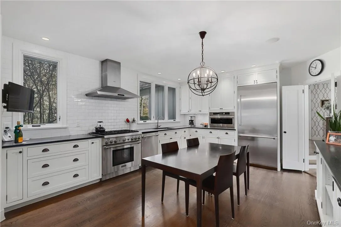 77 Hook Road, Bedford, NY, 4 Bedrooms Bedrooms, 9 Rooms Rooms,3 BathroomsBathrooms,Residential Lease,For Rent,Hook,0,977352 77 Hook Road, Bedford, NY, 4 Bedrooms Bedrooms, 9 Rooms Rooms,3 BathroomsBathrooms,Residential Lease,For Rent,Hook,0,977352