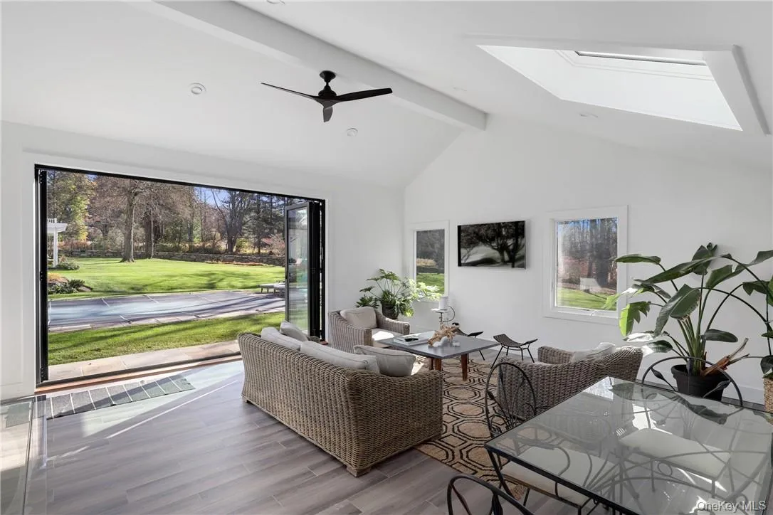 77 Hook Road, Bedford, NY, 4 Bedrooms Bedrooms, 9 Rooms Rooms,3 BathroomsBathrooms,Residential Lease,For Rent,Hook,0,977352 77 Hook Road, Bedford, NY, 4 Bedrooms Bedrooms, 9 Rooms Rooms,3 BathroomsBathrooms,Residential Lease,For Rent,Hook,0,977352