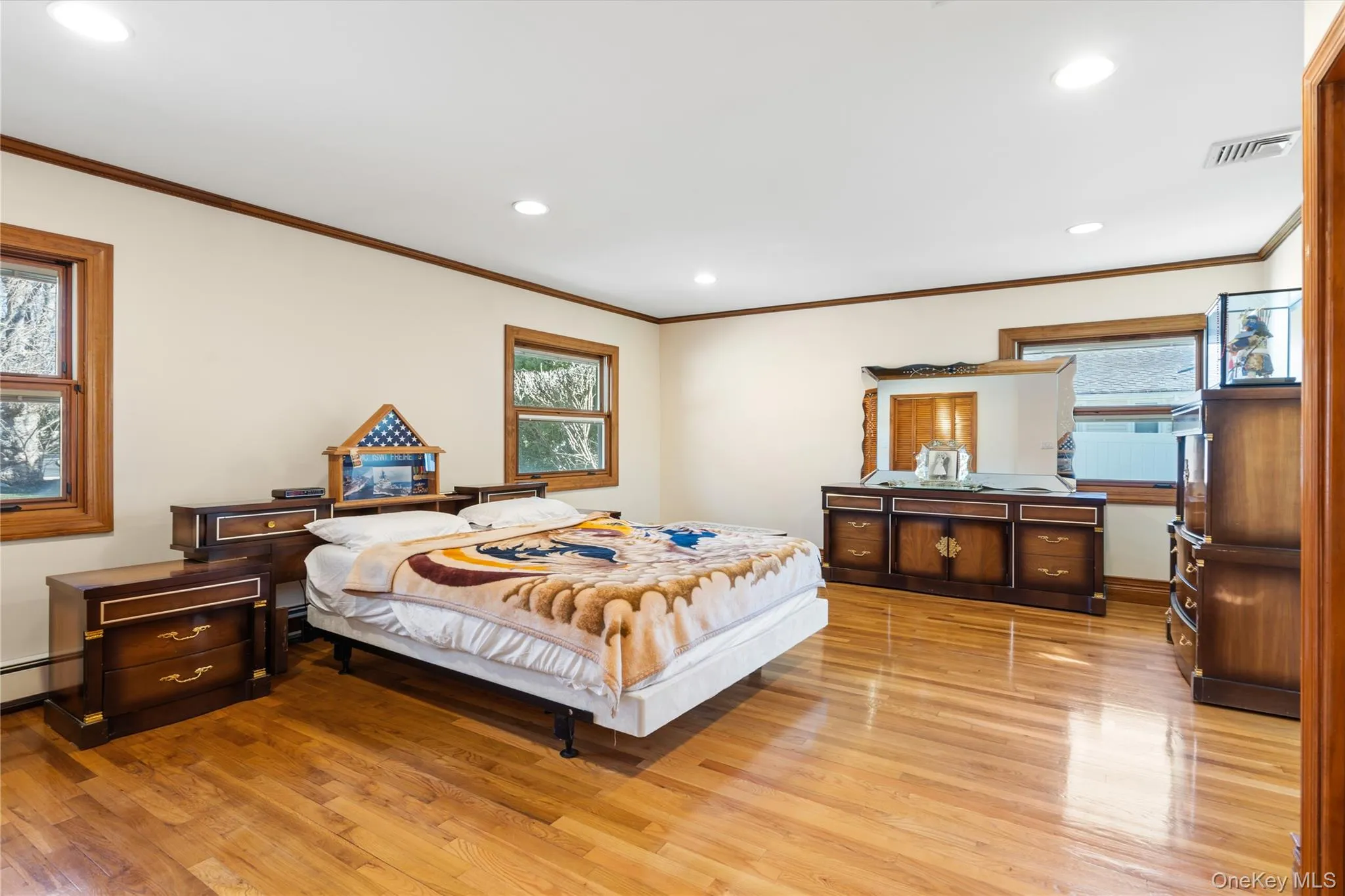 6 Edcris Lane, Huntington, NY, 3 Bedrooms Bedrooms, 7 Rooms Rooms,3 BathroomsBathrooms,Residential,For Rent,Edcris,0,977360 6 Edcris Lane, Huntington, NY, 3 Bedrooms Bedrooms, 7 Rooms Rooms,3 BathroomsBathrooms,Residential,For Rent,Edcris,0,977360