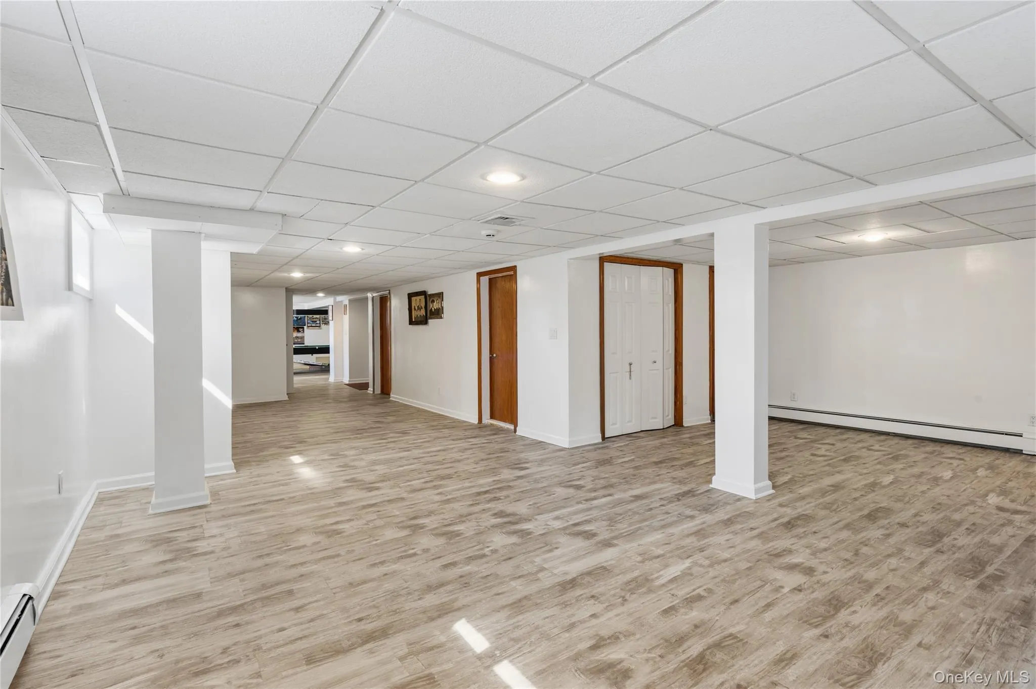 6 Edcris Lane, Huntington, NY, 3 Bedrooms Bedrooms, 7 Rooms Rooms,3 BathroomsBathrooms,Residential,For Rent,Edcris,0,977360 6 Edcris Lane, Huntington, NY, 3 Bedrooms Bedrooms, 7 Rooms Rooms,3 BathroomsBathrooms,Residential,For Rent,Edcris,0,977360