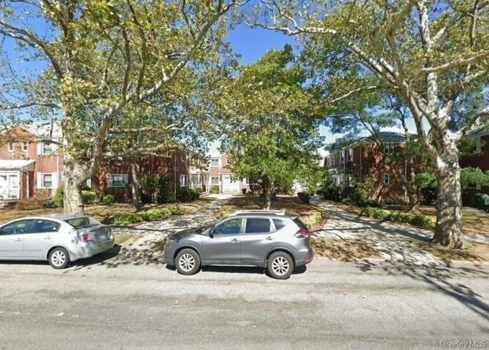 76-37 Commonwealth Boulevard, New York, NY, 1 Bedroom Bedrooms, 4 Rooms Rooms,1 BathroomBathrooms,Residential Lease,For Rent,Commonwealth,0,977367 76-37 Commonwealth Boulevard, New York, NY, 1 Bedroom Bedrooms, 4 Rooms Rooms,1 BathroomBathrooms,Residential Lease,For Rent,Commonwealth,0,977367