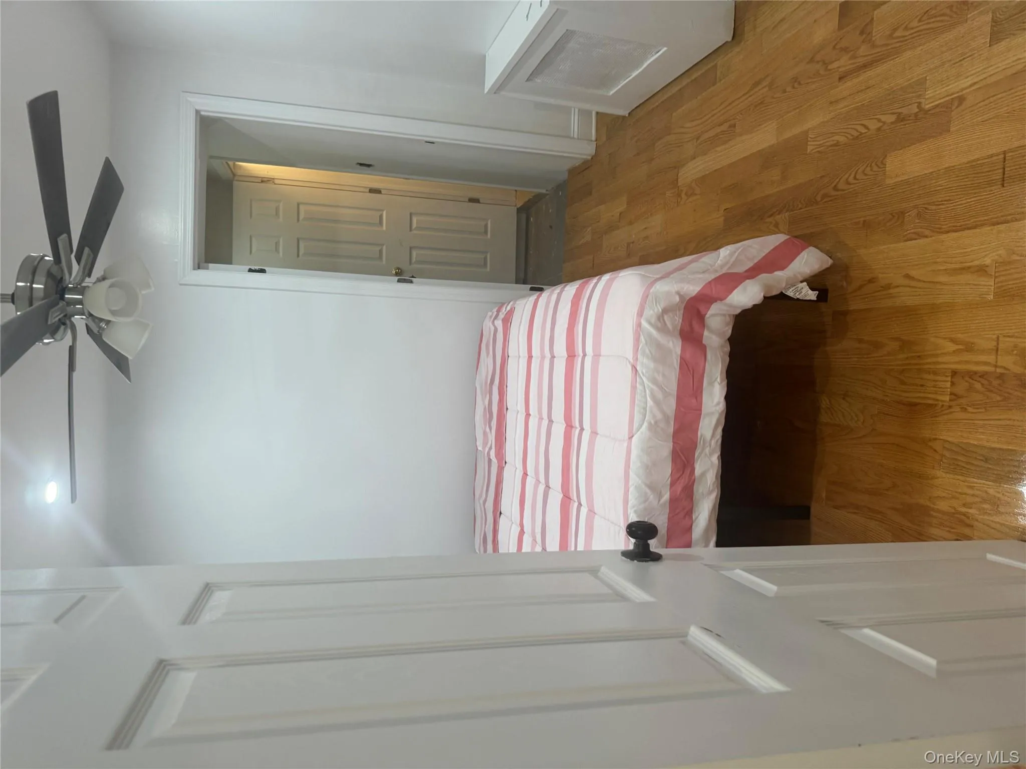 39 Spruce Street, Yonkers, NY, 3 Bedrooms Bedrooms, 5 Rooms Rooms,1 BathroomBathrooms,Residential Lease,For Rent,Spruce,0,977373 39 Spruce Street, Yonkers, NY, 3 Bedrooms Bedrooms, 5 Rooms Rooms,1 BathroomBathrooms,Residential Lease,For Rent,Spruce,0,977373
