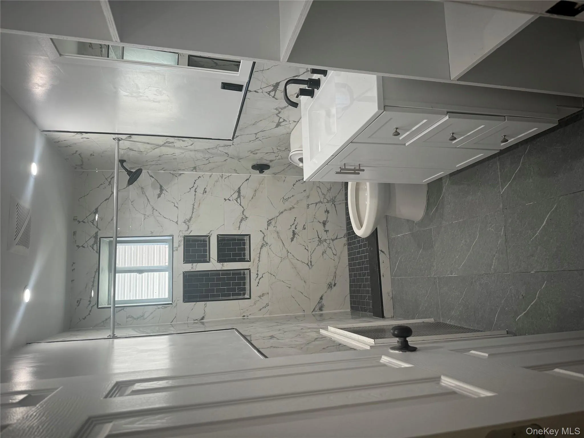 39 Spruce Street, Yonkers, NY, 3 Bedrooms Bedrooms, 5 Rooms Rooms,1 BathroomBathrooms,Residential Lease,For Rent,Spruce,0,977373 39 Spruce Street, Yonkers, NY, 3 Bedrooms Bedrooms, 5 Rooms Rooms,1 BathroomBathrooms,Residential Lease,For Rent,Spruce,0,977373