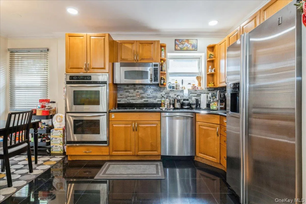 20047 39th Avenue, New York, NY, 4 Bedrooms Bedrooms, 7 Rooms Rooms,2 BathroomsBathrooms,Residential,For Rent,39th,0,977385 20047 39th Avenue, New York, NY, 4 Bedrooms Bedrooms, 7 Rooms Rooms,2 BathroomsBathrooms,Residential,For Rent,39th,0,977385