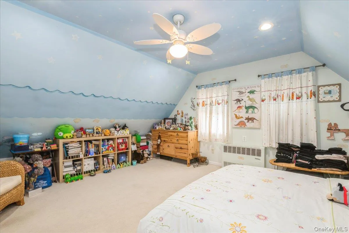20047 39th Avenue, New York, NY, 4 Bedrooms Bedrooms, 7 Rooms Rooms,2 BathroomsBathrooms,Residential,For Rent,39th,0,977385 20047 39th Avenue, New York, NY, 4 Bedrooms Bedrooms, 7 Rooms Rooms,2 BathroomsBathrooms,Residential,For Rent,39th,0,977385