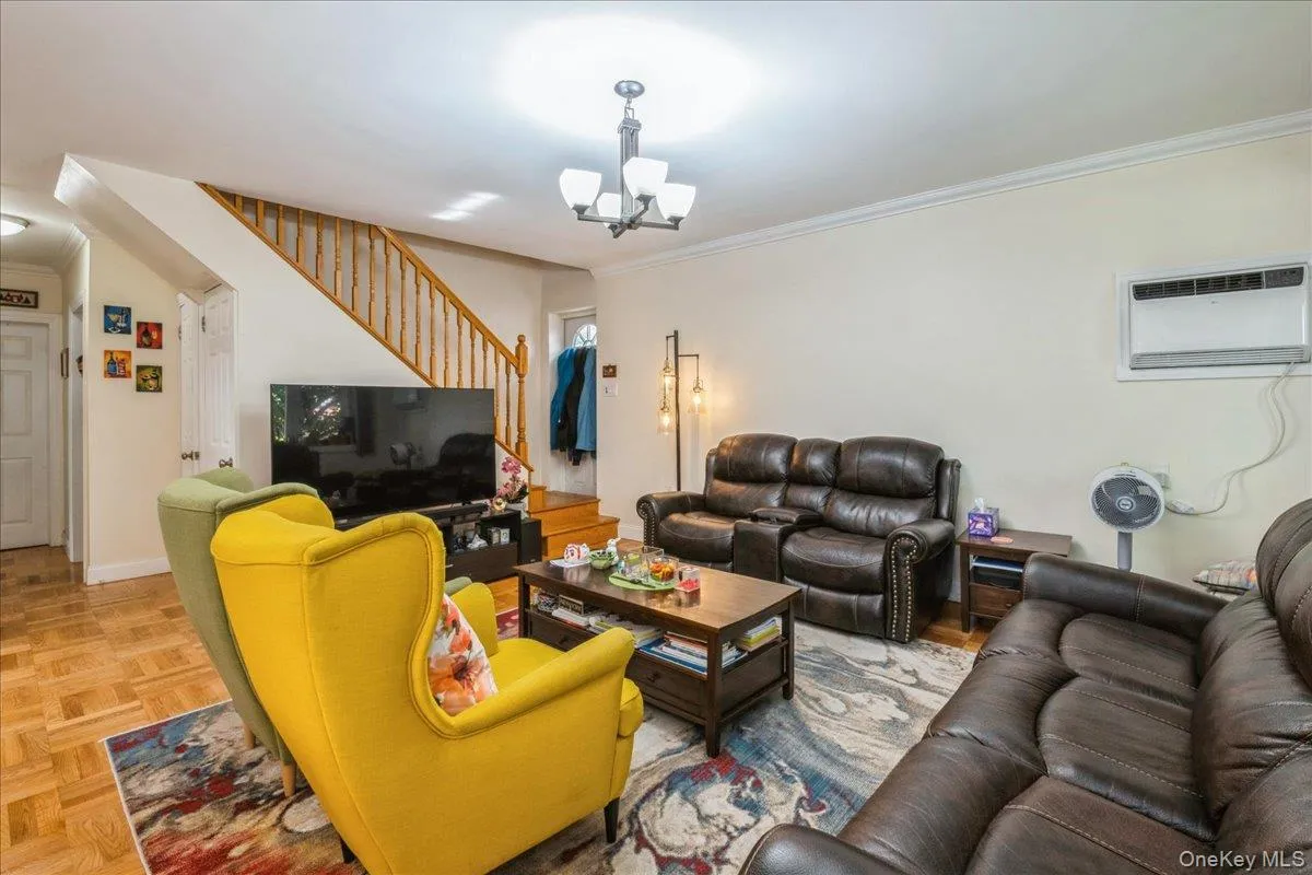 20047 39th Avenue, New York, NY, 4 Bedrooms Bedrooms, 7 Rooms Rooms,2 BathroomsBathrooms,Residential,For Rent,39th,0,977385 20047 39th Avenue, New York, NY, 4 Bedrooms Bedrooms, 7 Rooms Rooms,2 BathroomsBathrooms,Residential,For Rent,39th,0,977385