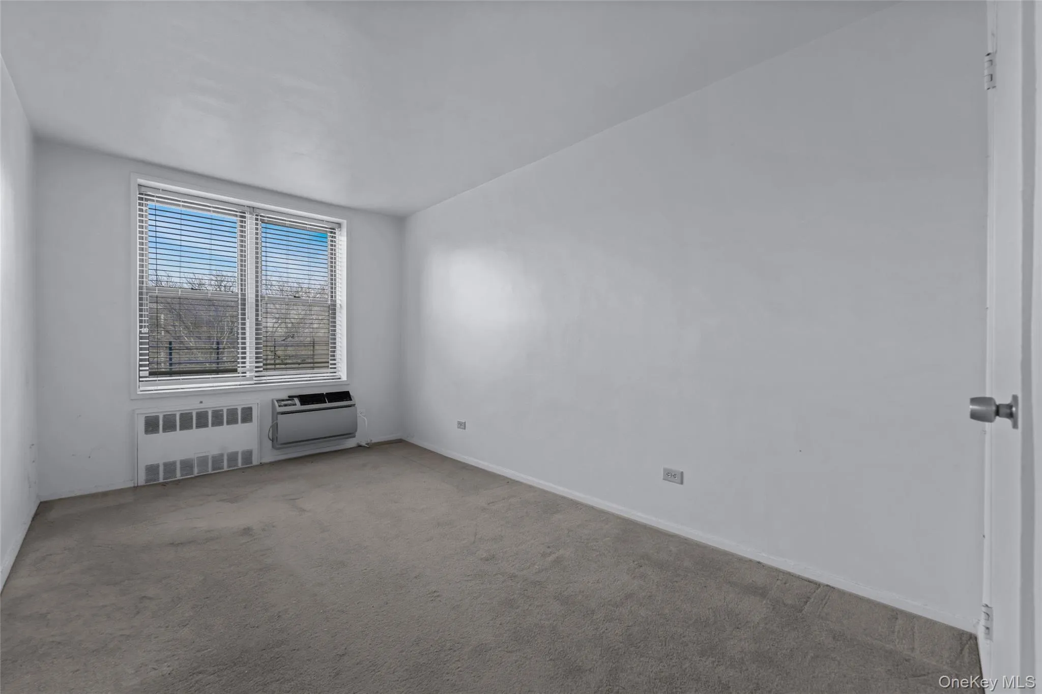 2nd Bedroom 2nd Bedroom