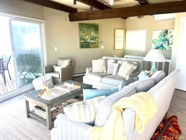 539 Dune Road, Southampton, NY, 3 Bedrooms Bedrooms, 6 Rooms Rooms,2 BathroomsBathrooms,Residential Lease,For Rent,Dune,0,977389 539 Dune Road, Southampton, NY, 3 Bedrooms Bedrooms, 6 Rooms Rooms,2 BathroomsBathrooms,Residential Lease,For Rent,Dune,0,977389