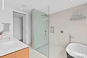 1080 Springs Fireplace Road, East Hampton, NY, 4 Bedrooms Bedrooms, 9 Rooms Rooms,3 BathroomsBathrooms,Residential Lease,For Rent,Springs Fireplace,0,977393 1080 Springs Fireplace Road, East Hampton, NY, 4 Bedrooms Bedrooms, 9 Rooms Rooms,3 BathroomsBathrooms,Residential Lease,For Rent,Springs Fireplace,0,977393