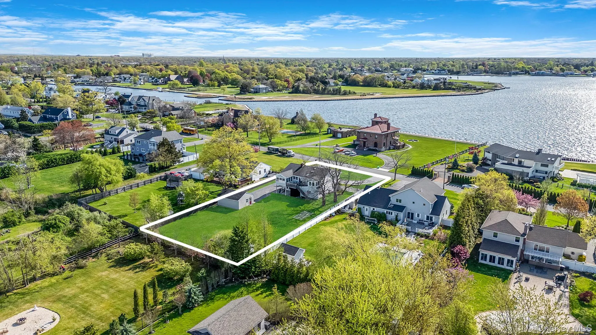 146 Awixa Avenue, Islip, NY, 5 Bedrooms Bedrooms, 10 Rooms Rooms,3 BathroomsBathrooms,Residential,For Rent,Awixa,0,977405 146 Awixa Avenue, Islip, NY, 5 Bedrooms Bedrooms, 10 Rooms Rooms,3 BathroomsBathrooms,Residential,For Rent,Awixa,0,977405