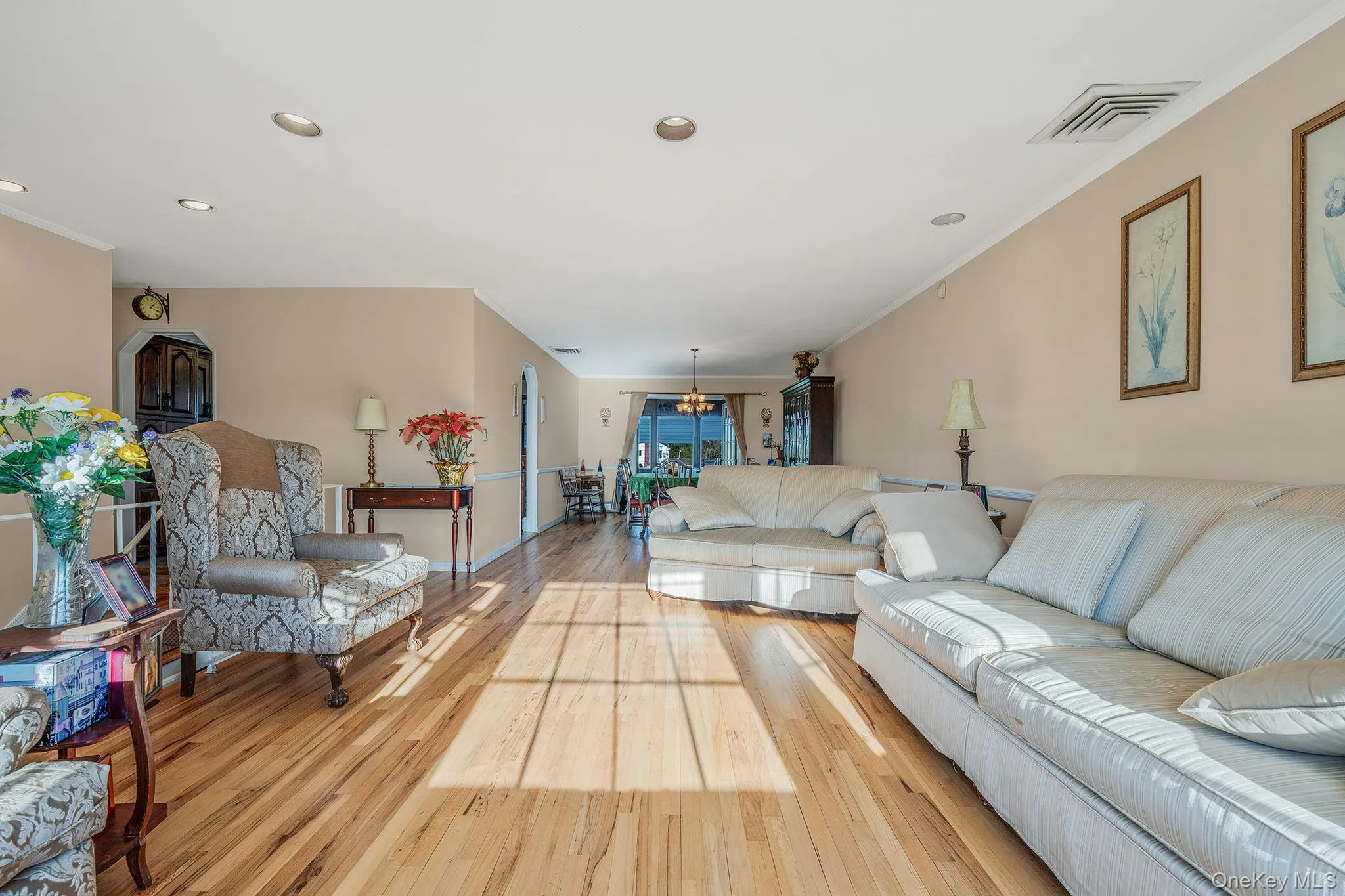 146 Awixa Avenue, Islip, NY, 5 Bedrooms Bedrooms, 10 Rooms Rooms,3 BathroomsBathrooms,Residential,For Rent,Awixa,0,977405 146 Awixa Avenue, Islip, NY, 5 Bedrooms Bedrooms, 10 Rooms Rooms,3 BathroomsBathrooms,Residential,For Rent,Awixa,0,977405