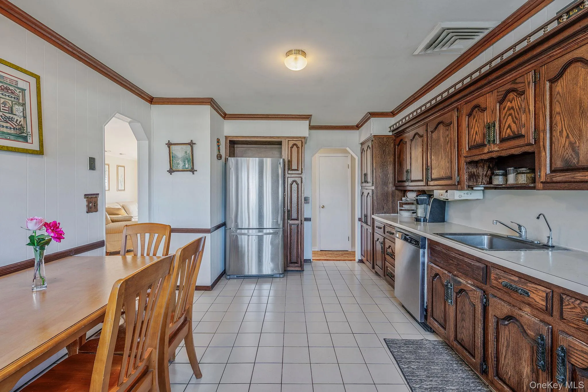 146 Awixa Avenue, Islip, NY, 5 Bedrooms Bedrooms, 10 Rooms Rooms,3 BathroomsBathrooms,Residential,For Rent,Awixa,0,977405 146 Awixa Avenue, Islip, NY, 5 Bedrooms Bedrooms, 10 Rooms Rooms,3 BathroomsBathrooms,Residential,For Rent,Awixa,0,977405