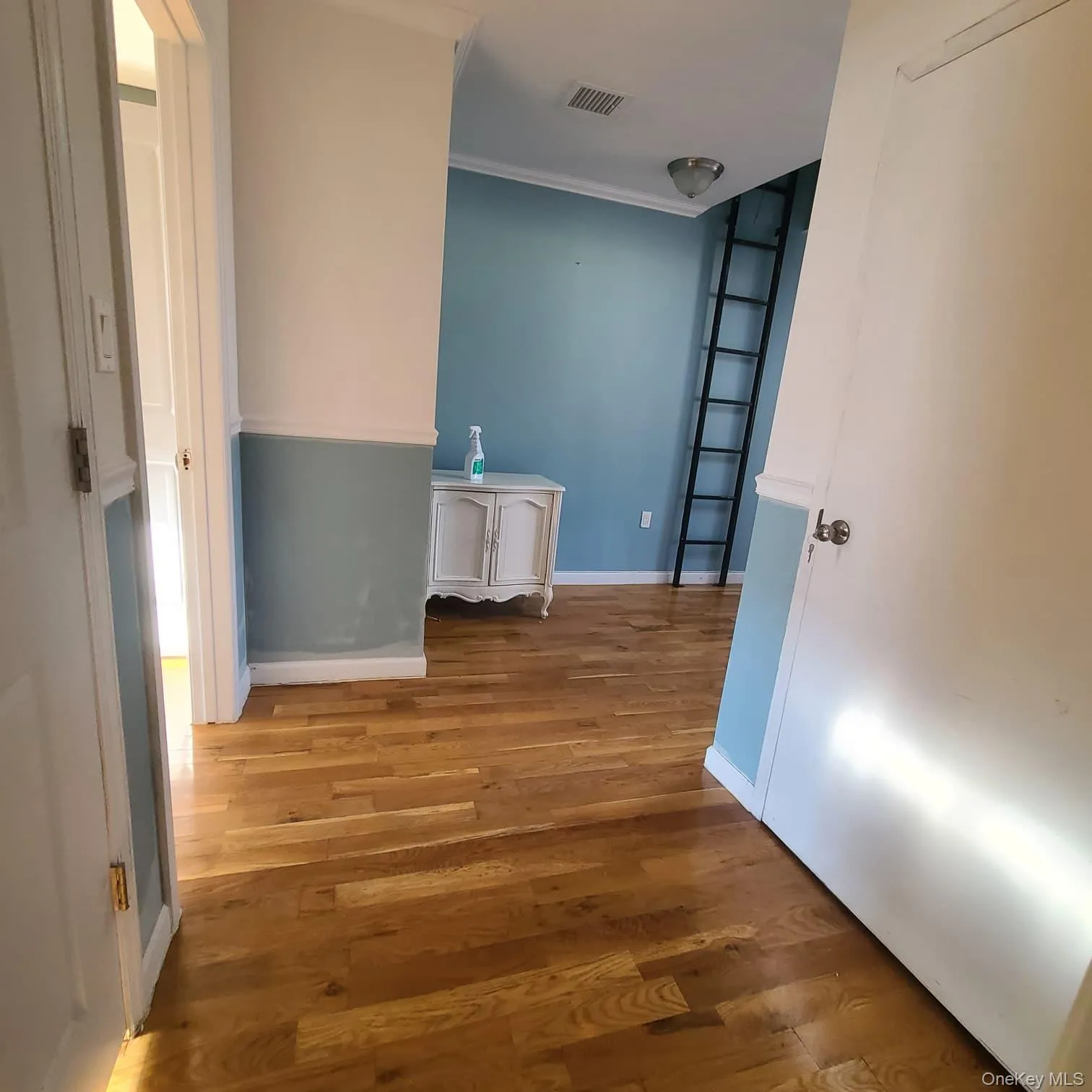 10442 164th Street, New York, NY, 3 Bedrooms Bedrooms, 9 Rooms Rooms,3 BathroomsBathrooms,Residential Lease,For Rent,164th,0,977414 10442 164th Street, New York, NY, 3 Bedrooms Bedrooms, 9 Rooms Rooms,3 BathroomsBathrooms,Residential Lease,For Rent,164th,0,977414