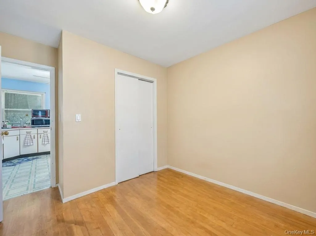 1840 Maurice Avenue, Hempstead, NY, 5 Bedrooms Bedrooms, 10 Rooms Rooms,2 BathroomsBathrooms,Residential,For Rent,Maurice,0,977434 1840 Maurice Avenue, Hempstead, NY, 5 Bedrooms Bedrooms, 10 Rooms Rooms,2 BathroomsBathrooms,Residential,For Rent,Maurice,0,977434