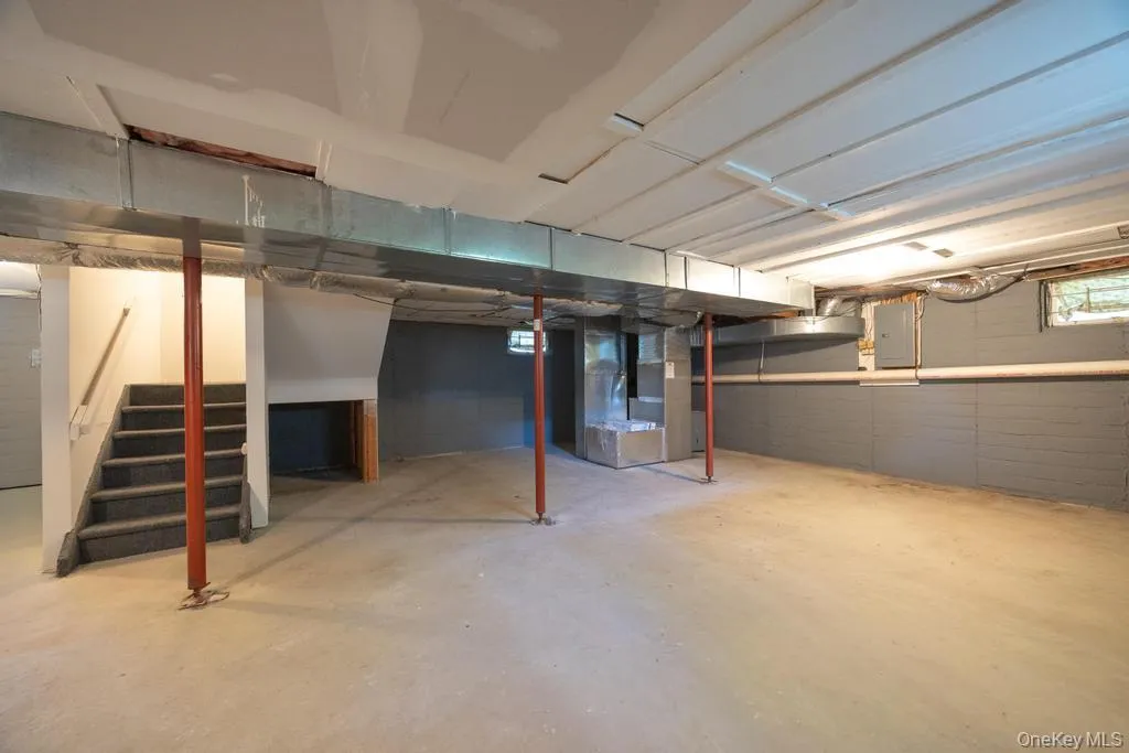1840 Maurice Avenue, Hempstead, NY, 5 Bedrooms Bedrooms, 10 Rooms Rooms,2 BathroomsBathrooms,Residential,For Rent,Maurice,0,977434 1840 Maurice Avenue, Hempstead, NY, 5 Bedrooms Bedrooms, 10 Rooms Rooms,2 BathroomsBathrooms,Residential,For Rent,Maurice,0,977434