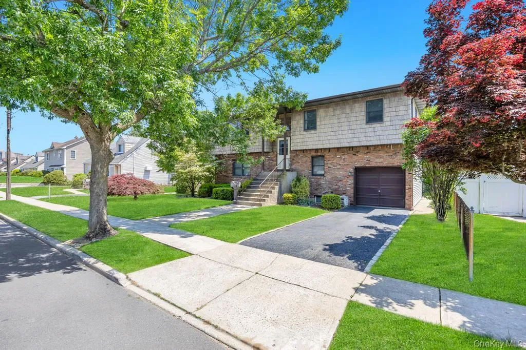 1840 Maurice Avenue, Hempstead, NY, 5 Bedrooms Bedrooms, 10 Rooms Rooms,2 BathroomsBathrooms,Residential,For Rent,Maurice,0,977434 1840 Maurice Avenue, Hempstead, NY, 5 Bedrooms Bedrooms, 10 Rooms Rooms,2 BathroomsBathrooms,Residential,For Rent,Maurice,0,977434