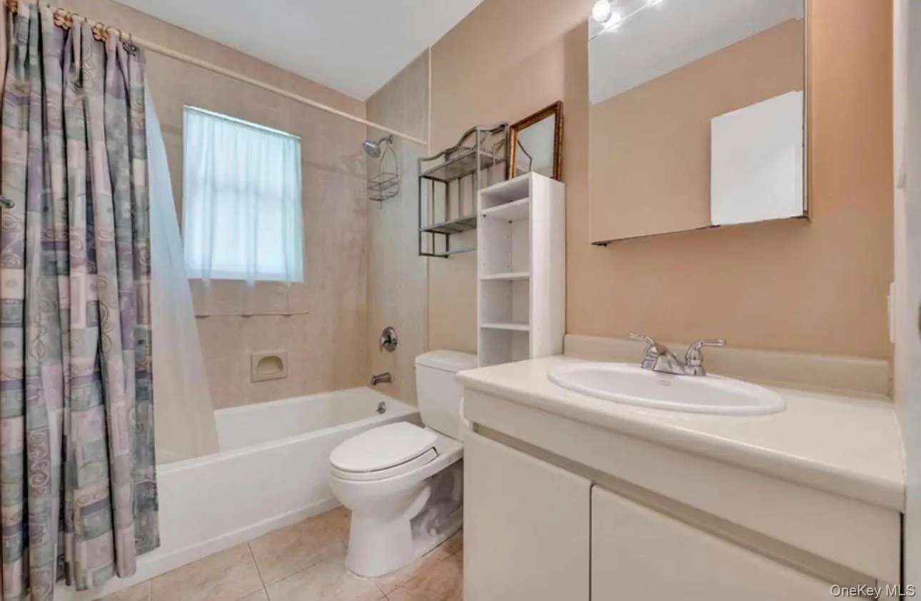 1840 Maurice Avenue, Hempstead, NY, 5 Bedrooms Bedrooms, 10 Rooms Rooms,2 BathroomsBathrooms,Residential,For Rent,Maurice,0,977434 1840 Maurice Avenue, Hempstead, NY, 5 Bedrooms Bedrooms, 10 Rooms Rooms,2 BathroomsBathrooms,Residential,For Rent,Maurice,0,977434