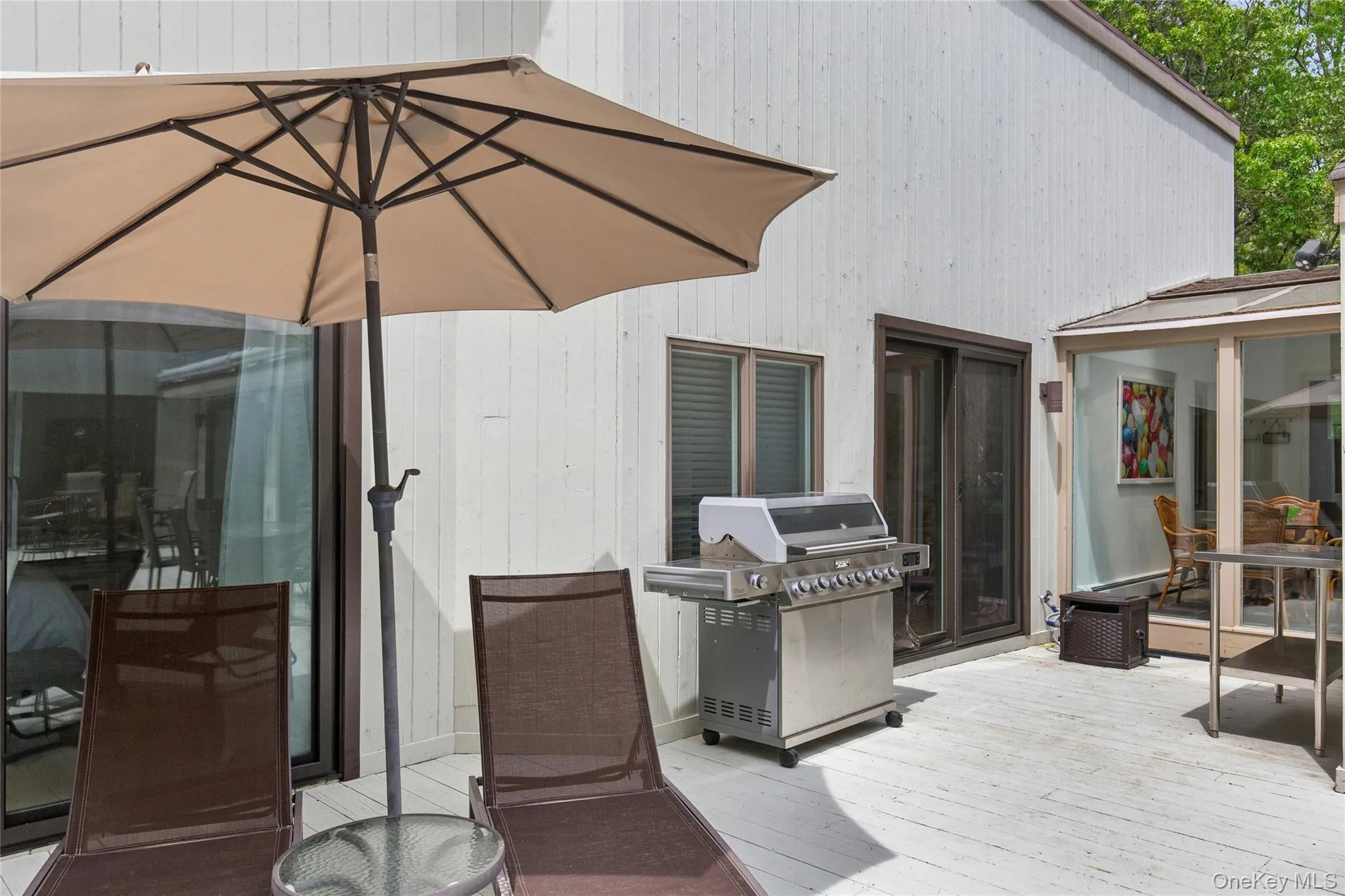 Deck featuring grilling area Deck featuring grilling area