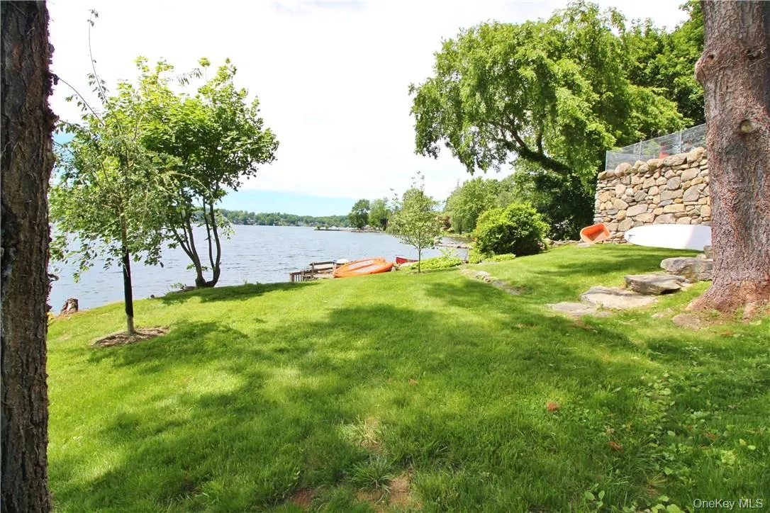 598 Lake Boulevard, Carmel, NY, 3 Bedrooms Bedrooms, 5 Rooms Rooms,1 BathroomBathrooms,Residential Lease,For Rent,Lake,0,977468 598 Lake Boulevard, Carmel, NY, 3 Bedrooms Bedrooms, 5 Rooms Rooms,1 BathroomBathrooms,Residential Lease,For Rent,Lake,0,977468