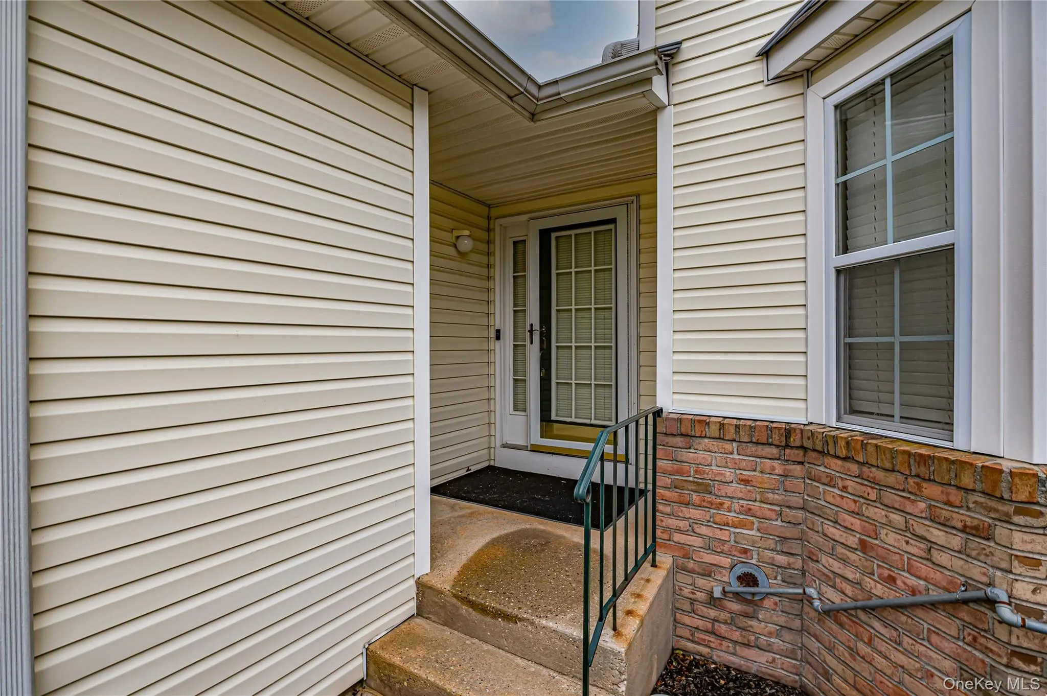 2807 Eve Ann Drive, Brookhaven, NY, 2 Bedrooms Bedrooms, 6 Rooms Rooms,2 BathroomsBathrooms,Residential,For Rent,Eve Ann,0,977472 2807 Eve Ann Drive, Brookhaven, NY, 2 Bedrooms Bedrooms, 6 Rooms Rooms,2 BathroomsBathrooms,Residential,For Rent,Eve Ann,0,977472