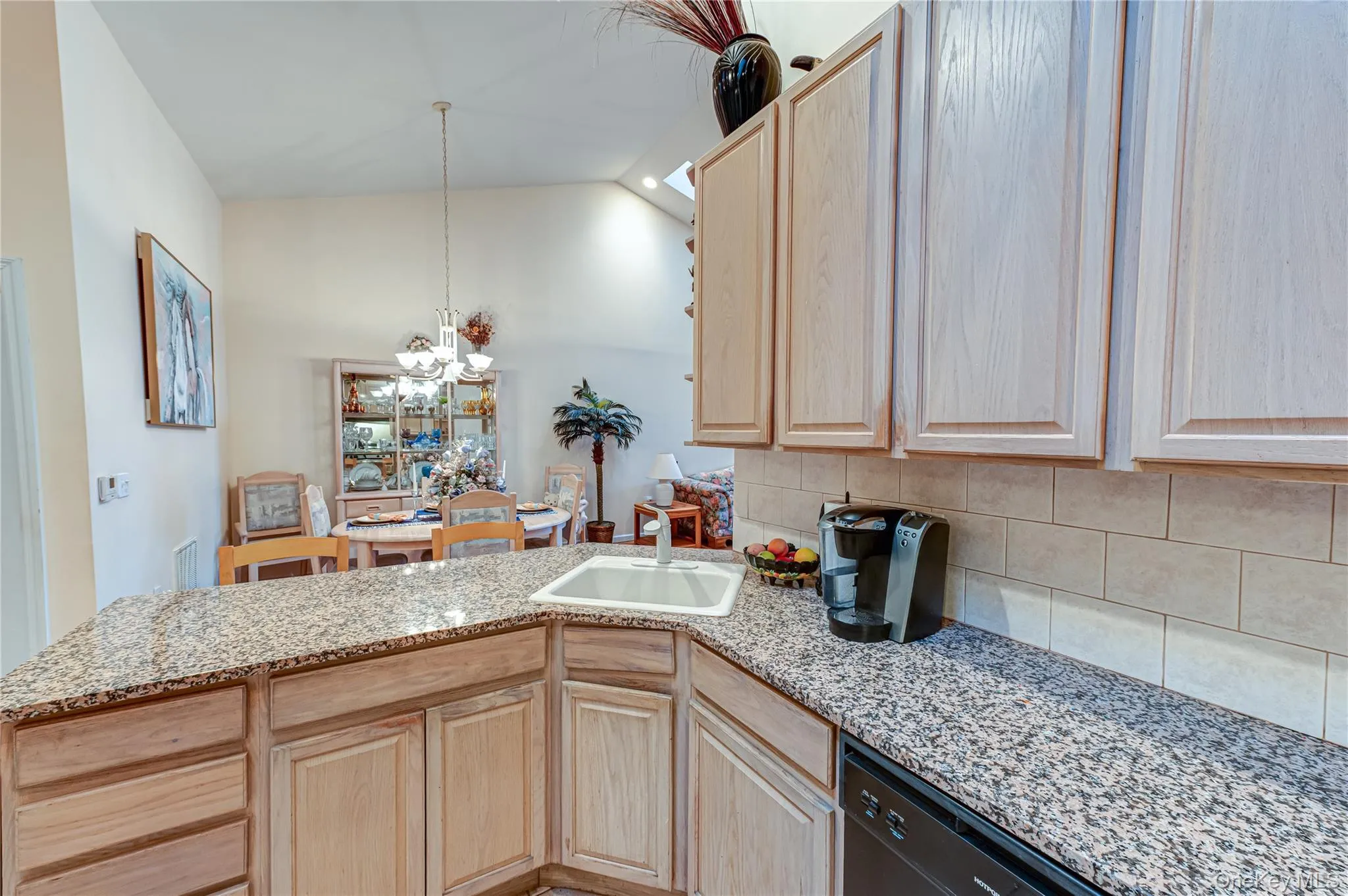 2807 Eve Ann Drive, Brookhaven, NY, 2 Bedrooms Bedrooms, 6 Rooms Rooms,2 BathroomsBathrooms,Residential,For Rent,Eve Ann,0,977472 2807 Eve Ann Drive, Brookhaven, NY, 2 Bedrooms Bedrooms, 6 Rooms Rooms,2 BathroomsBathrooms,Residential,For Rent,Eve Ann,0,977472