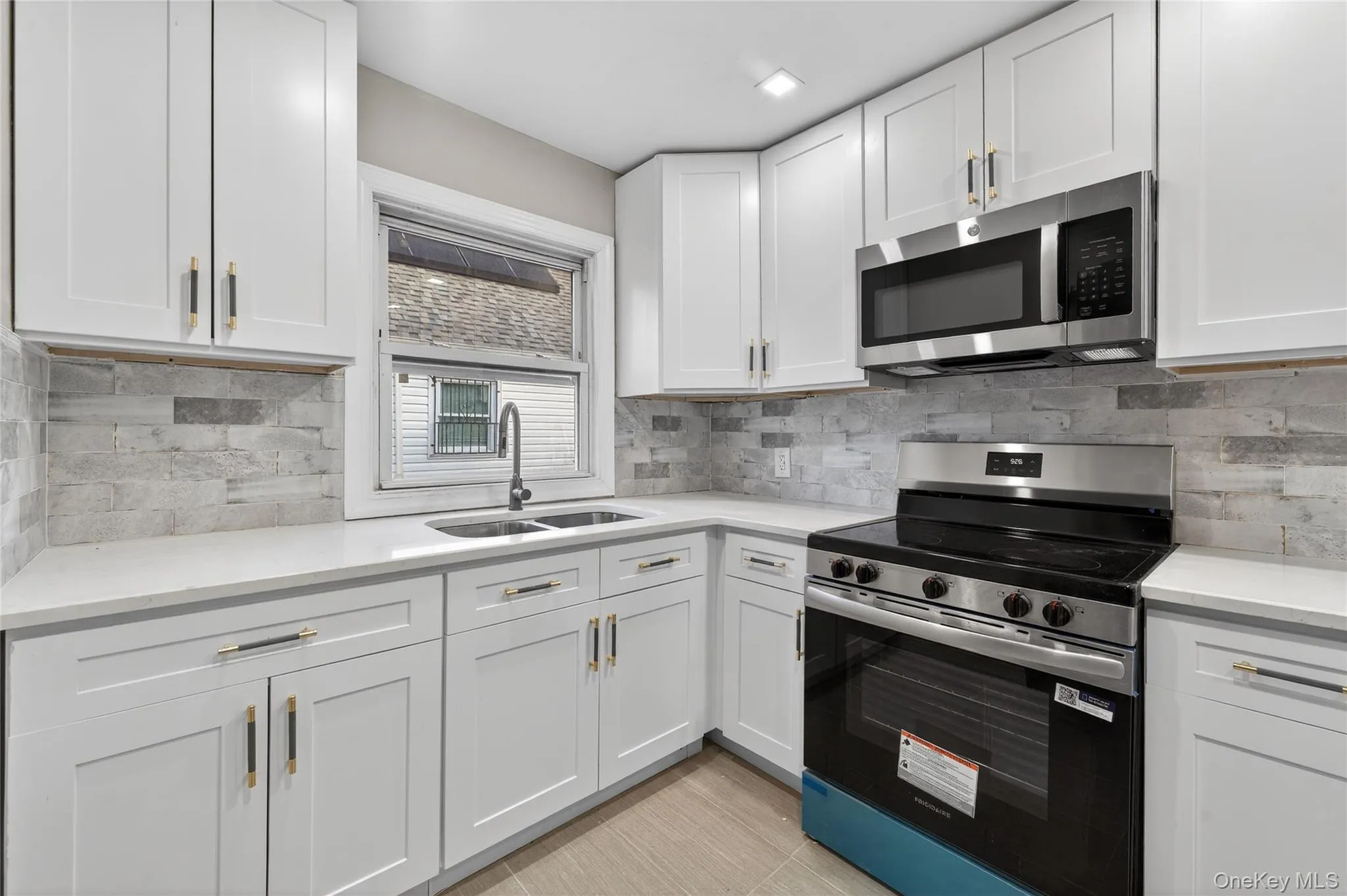 24930 147th Road, New York, NY, 3 Bedrooms Bedrooms, 11 Rooms Rooms,3 BathroomsBathrooms,Residential,For Rent,147th,0,977475 24930 147th Road, New York, NY, 3 Bedrooms Bedrooms, 11 Rooms Rooms,3 BathroomsBathrooms,Residential,For Rent,147th,0,977475