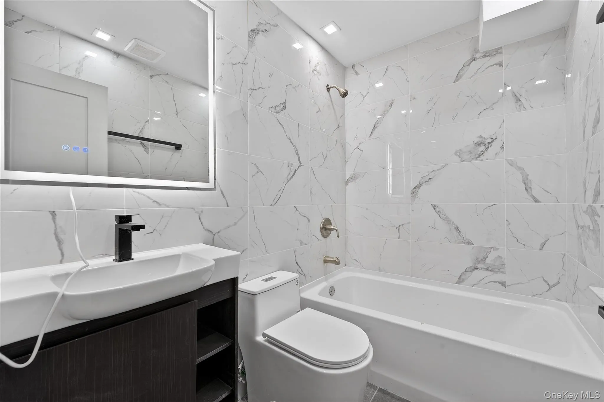 24930 147th Road, New York, NY, 3 Bedrooms Bedrooms, 11 Rooms Rooms,3 BathroomsBathrooms,Residential,For Rent,147th,0,977475 24930 147th Road, New York, NY, 3 Bedrooms Bedrooms, 11 Rooms Rooms,3 BathroomsBathrooms,Residential,For Rent,147th,0,977475