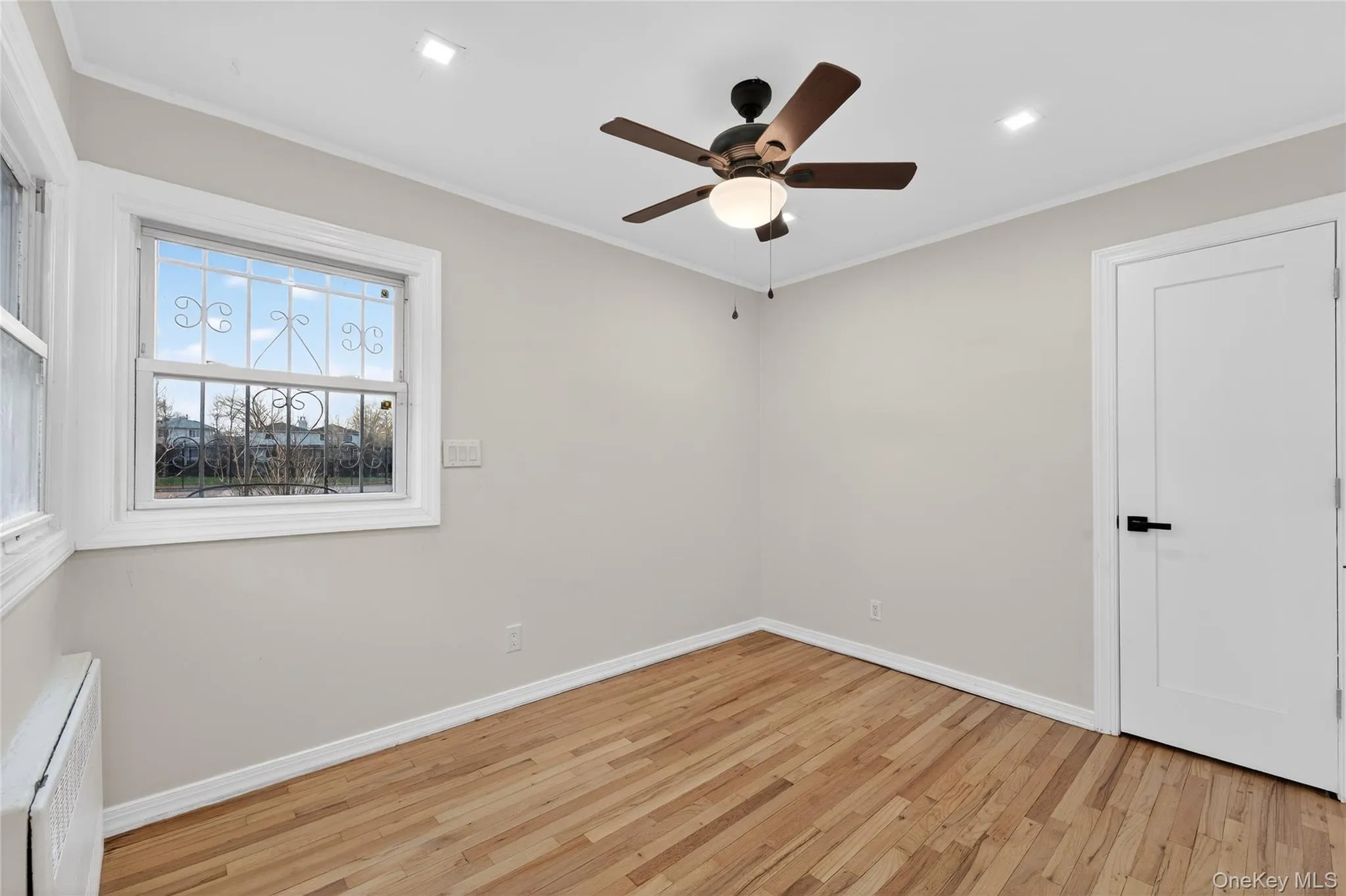 24930 147th Road, New York, NY, 3 Bedrooms Bedrooms, 11 Rooms Rooms,3 BathroomsBathrooms,Residential,For Rent,147th,0,977475 24930 147th Road, New York, NY, 3 Bedrooms Bedrooms, 11 Rooms Rooms,3 BathroomsBathrooms,Residential,For Rent,147th,0,977475